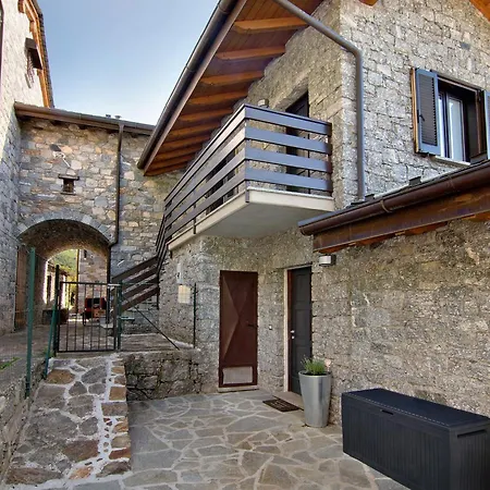 Casa vacanze Borgo Vico Verceia